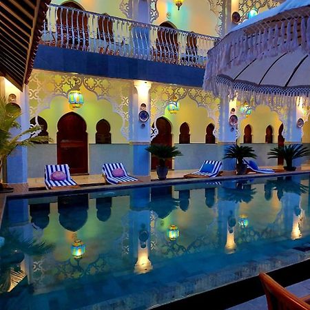 Blue Garden Boutique Hotel Jepara Buitenkant foto
